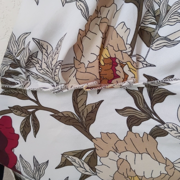 Boohoo Floral Mini Dress - Picture 4 of 5